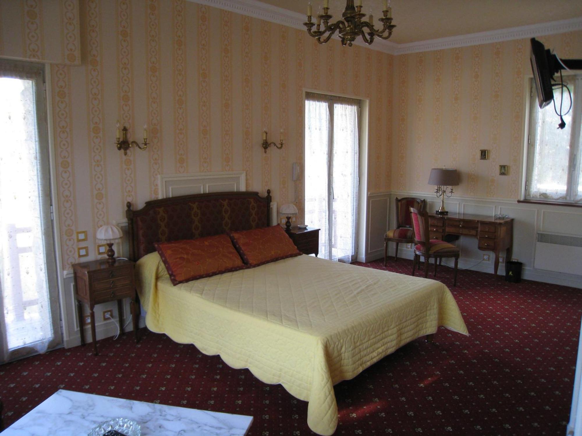 Hotel Primavera Сен-Пале-сюр-Мер Екстериор снимка